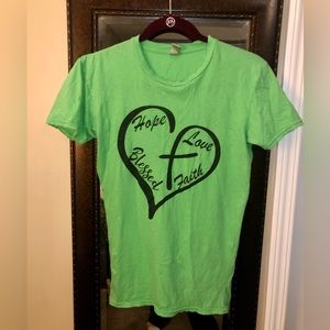 SIZE SMALL DISTRESSED TSHIRT